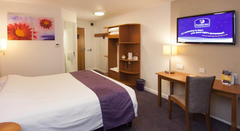 Premier Inn Basildon East Mayne Екстер'єр фото