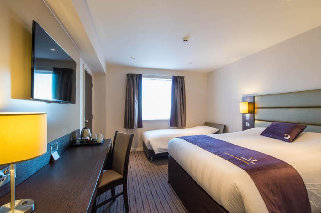 Premier Inn Basildon East Mayne Екстер'єр фото